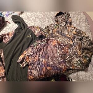 Realtree Camo Hoodie and T-Shirt Combo